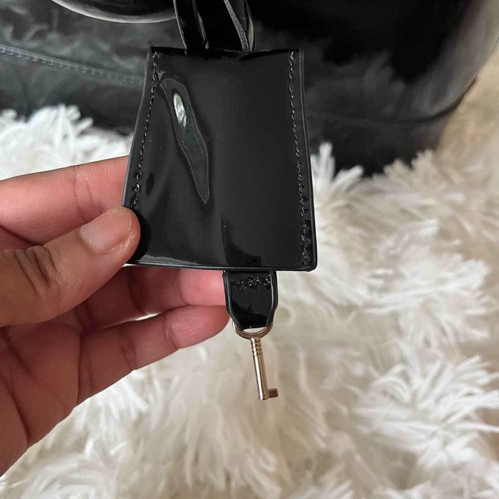 Black Patent Leather Dome Handbag - Picture 3 of 8